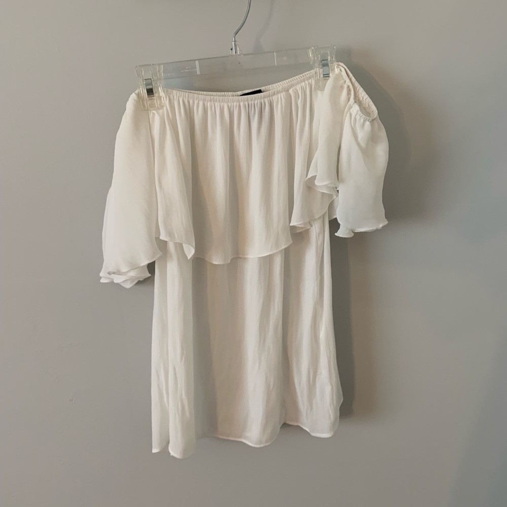 F21 White Off-the-Shoulder Blouse